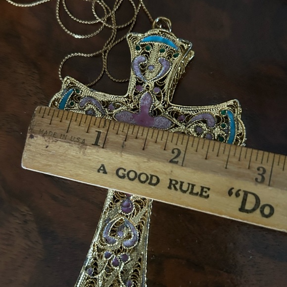 Vintage Gold Filigree Cloisonné Cross Pendant Necklace - Picture 8 of 9